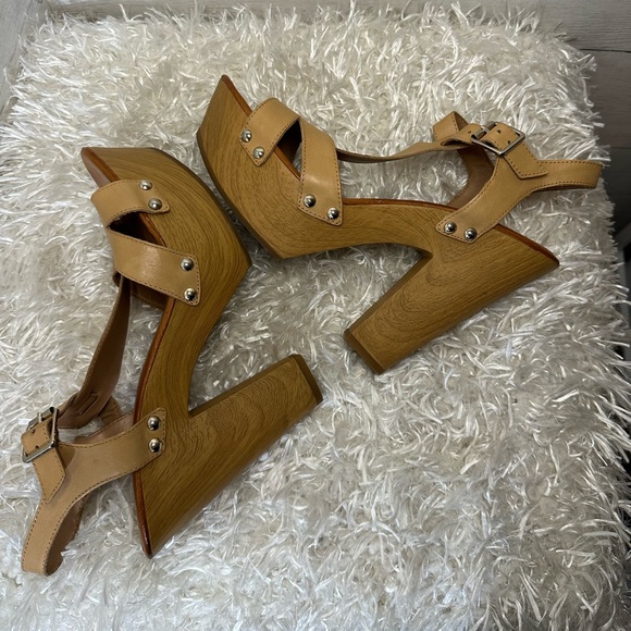 Gianni Bini Leather Strappy Studded Heels Women’s Size 11 - Picture 5 of 8